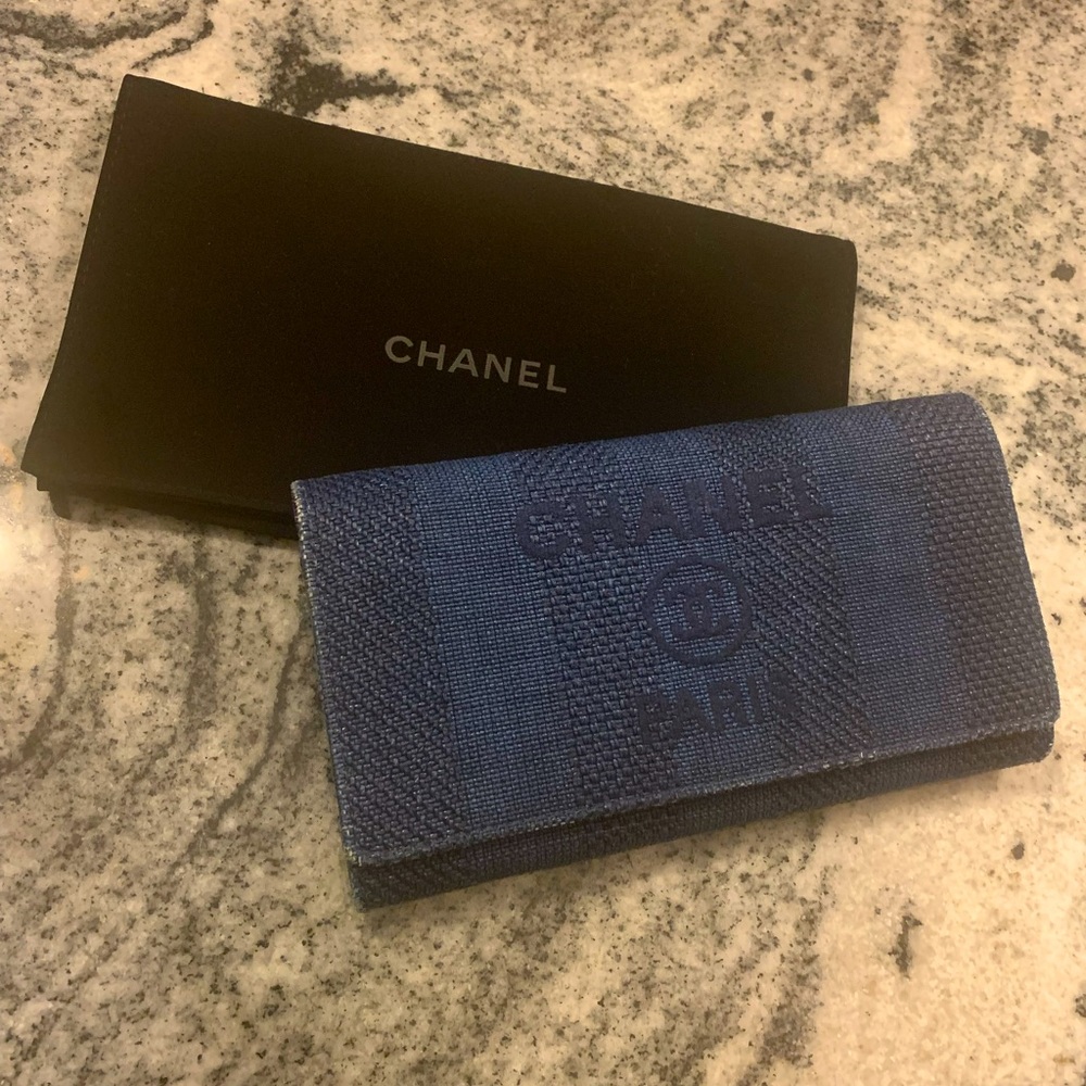 Authentic Chanel Deauville bi-fold navy wallet